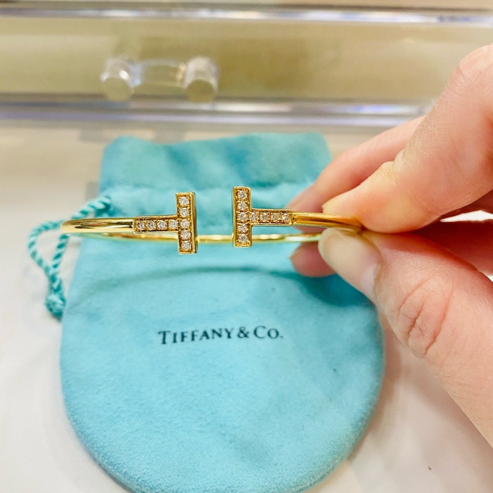 Tiffany & co. T wire bracelet Y.Gold w/ diamonds